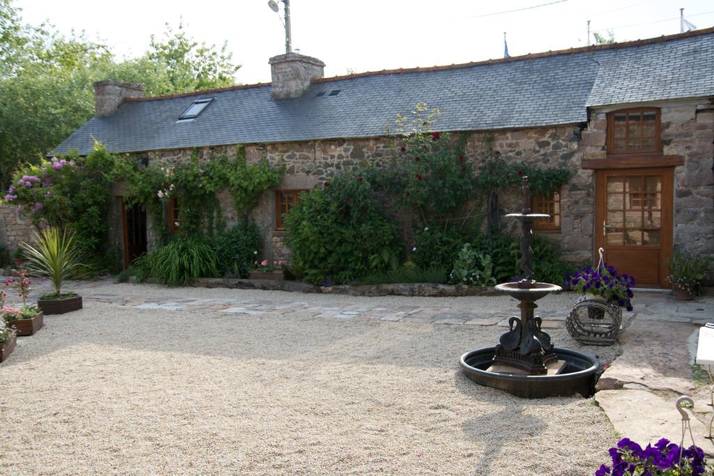 Relais Saint Aubin Bed & Breakfast Erquy Exterior photo